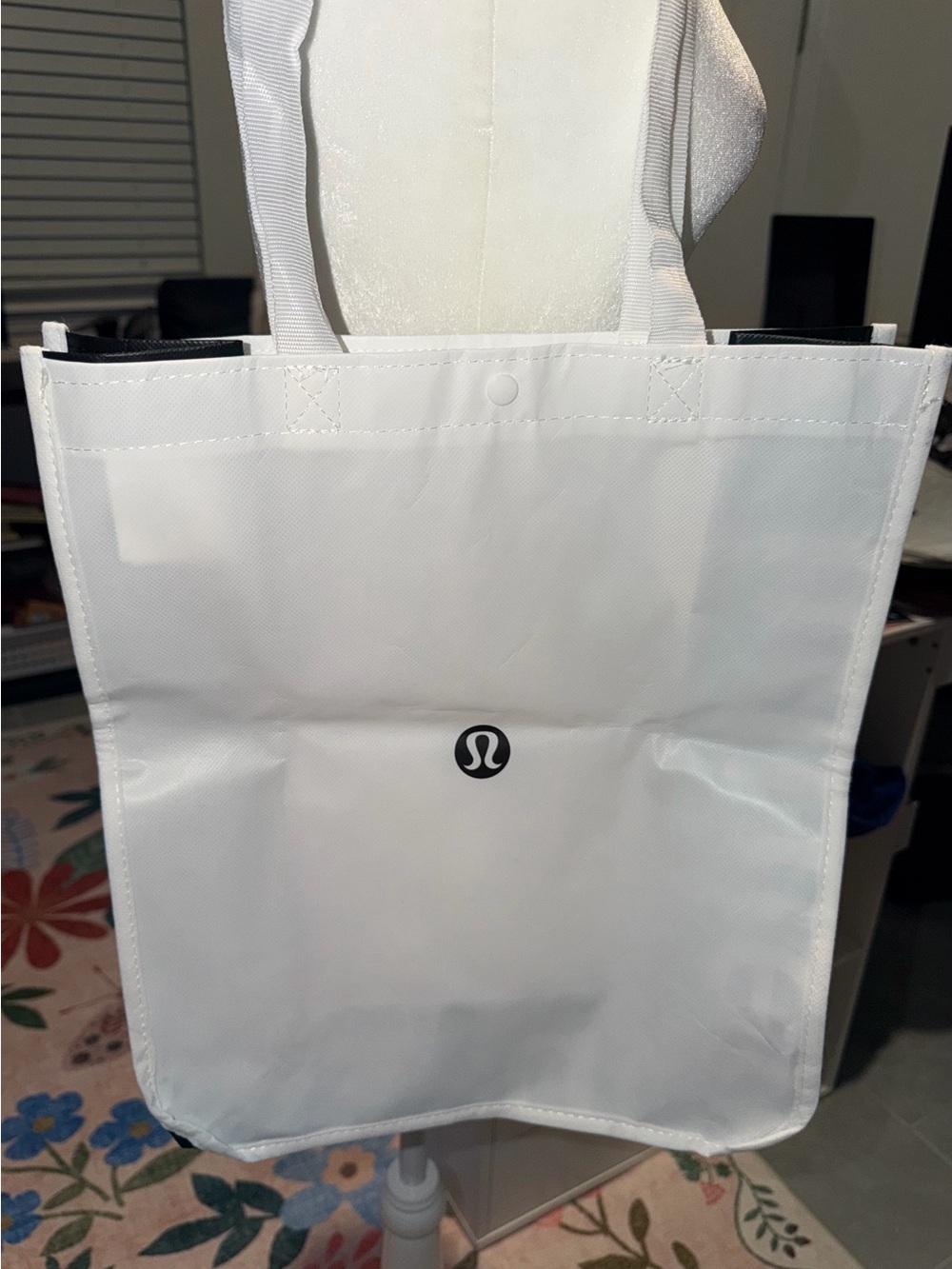lululemon athletica White Logo Everyday Reusable Tote